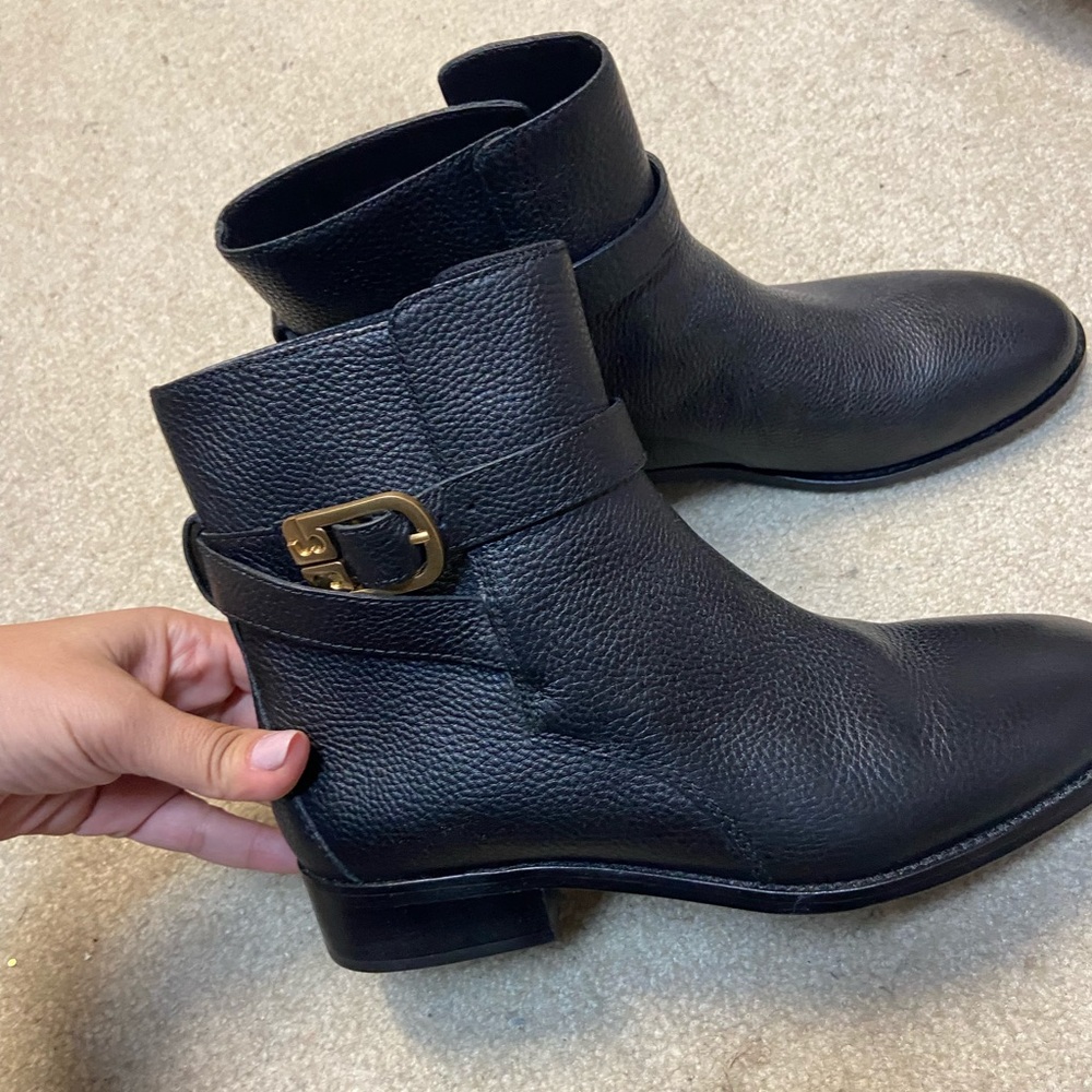 New tory burch ankle boots , without box SOLD